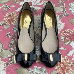 Perfect Black low heels!